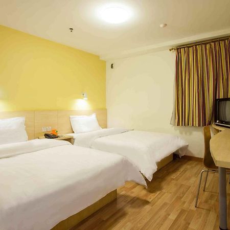 7Days Inn Ezhou Wuchang Avenue Dongjiang International Εξωτερικό φωτογραφία