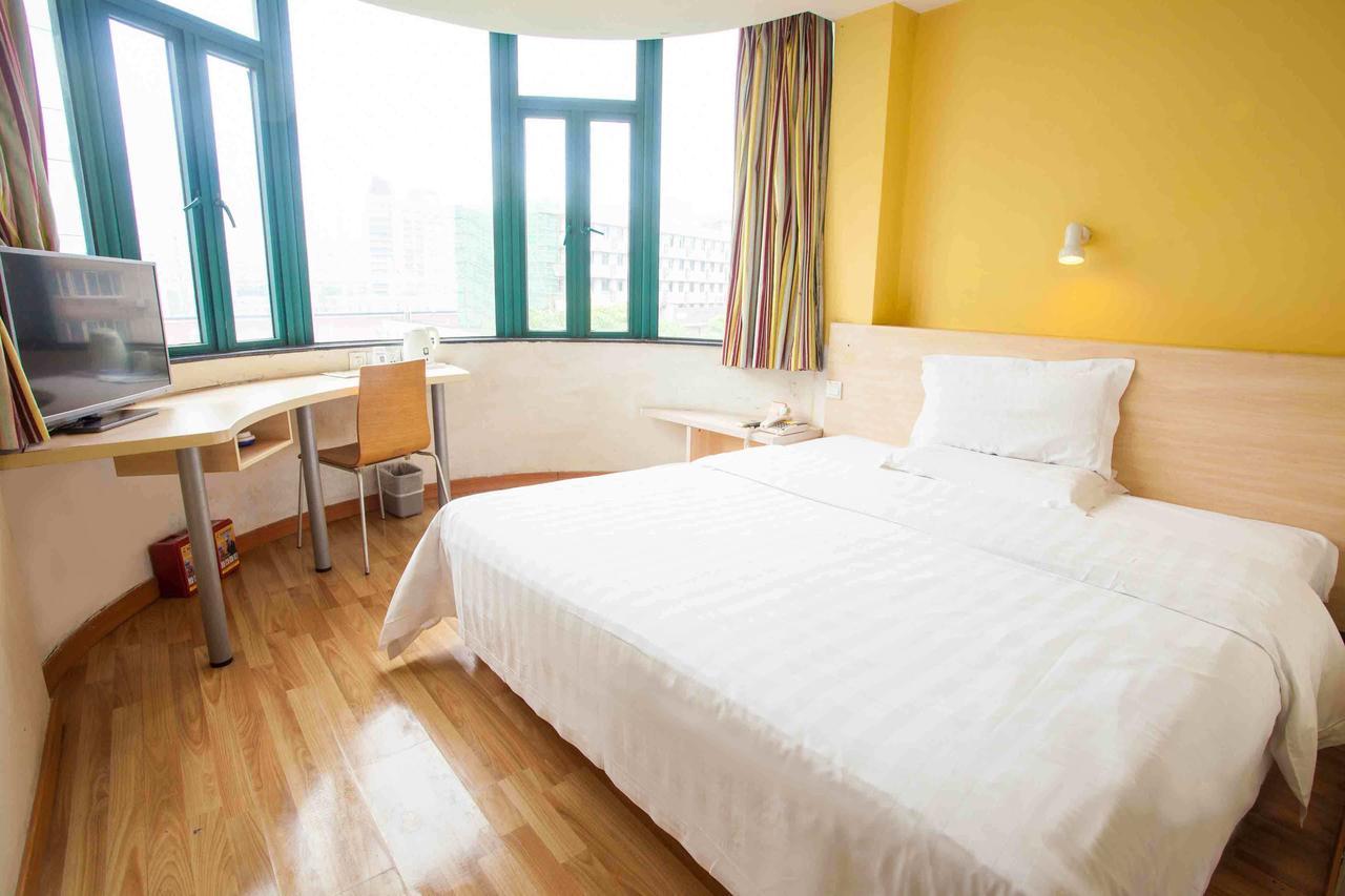 7Days Inn Ezhou Wuchang Avenue Dongjiang International Εξωτερικό φωτογραφία