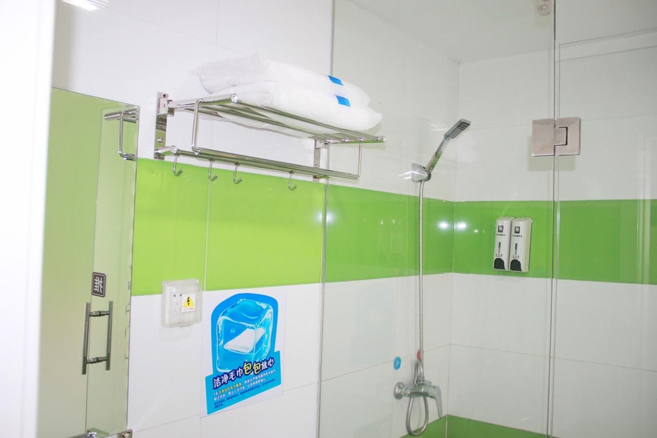 7Days Inn Ezhou Wuchang Avenue Dongjiang International Εξωτερικό φωτογραφία