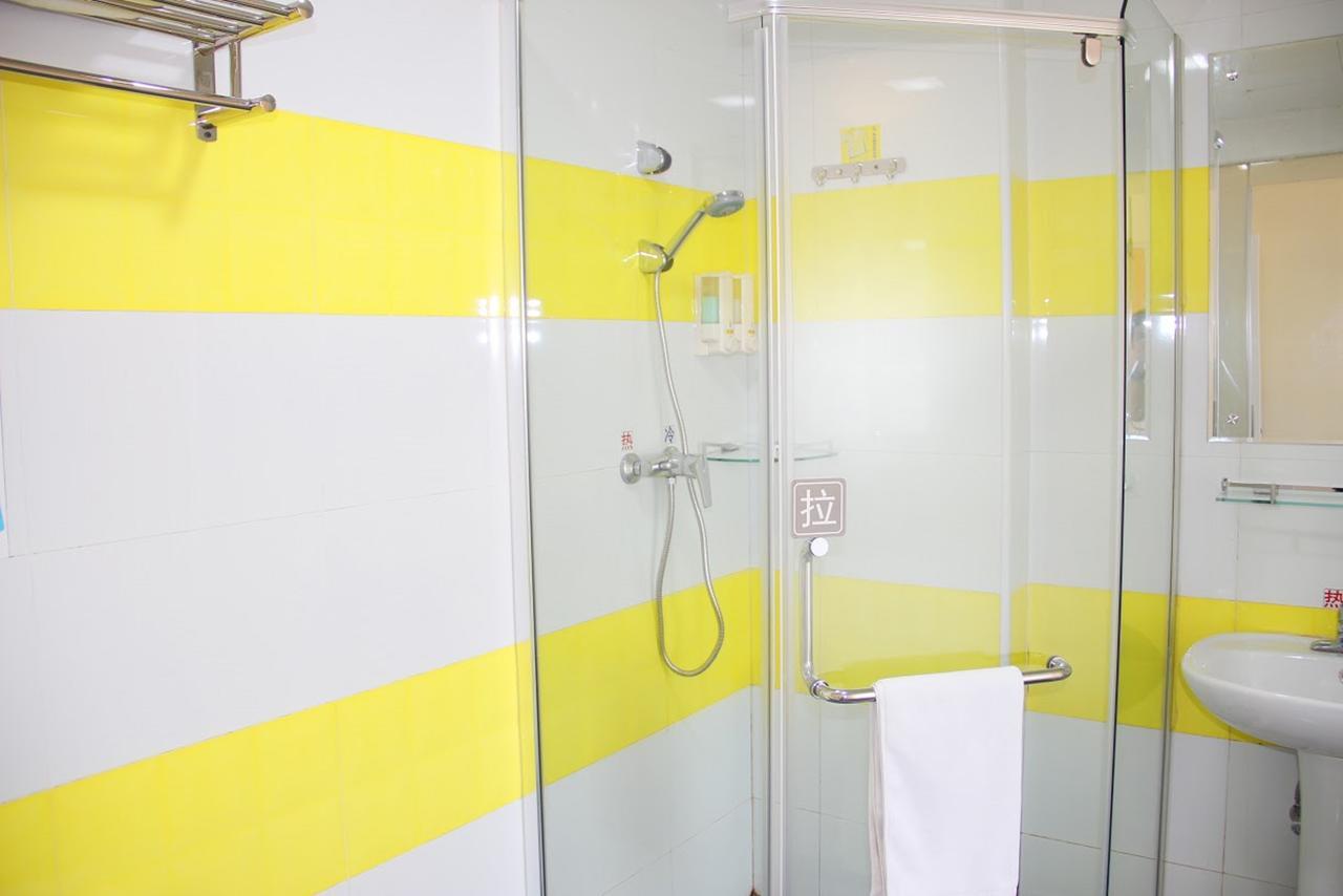 7Days Inn Ezhou Wuchang Avenue Dongjiang International Εξωτερικό φωτογραφία